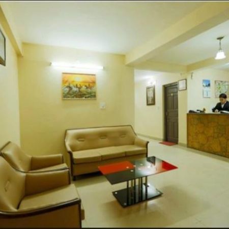 מנאלי Hotel Mohan Palace מראה חיצוני תמונה